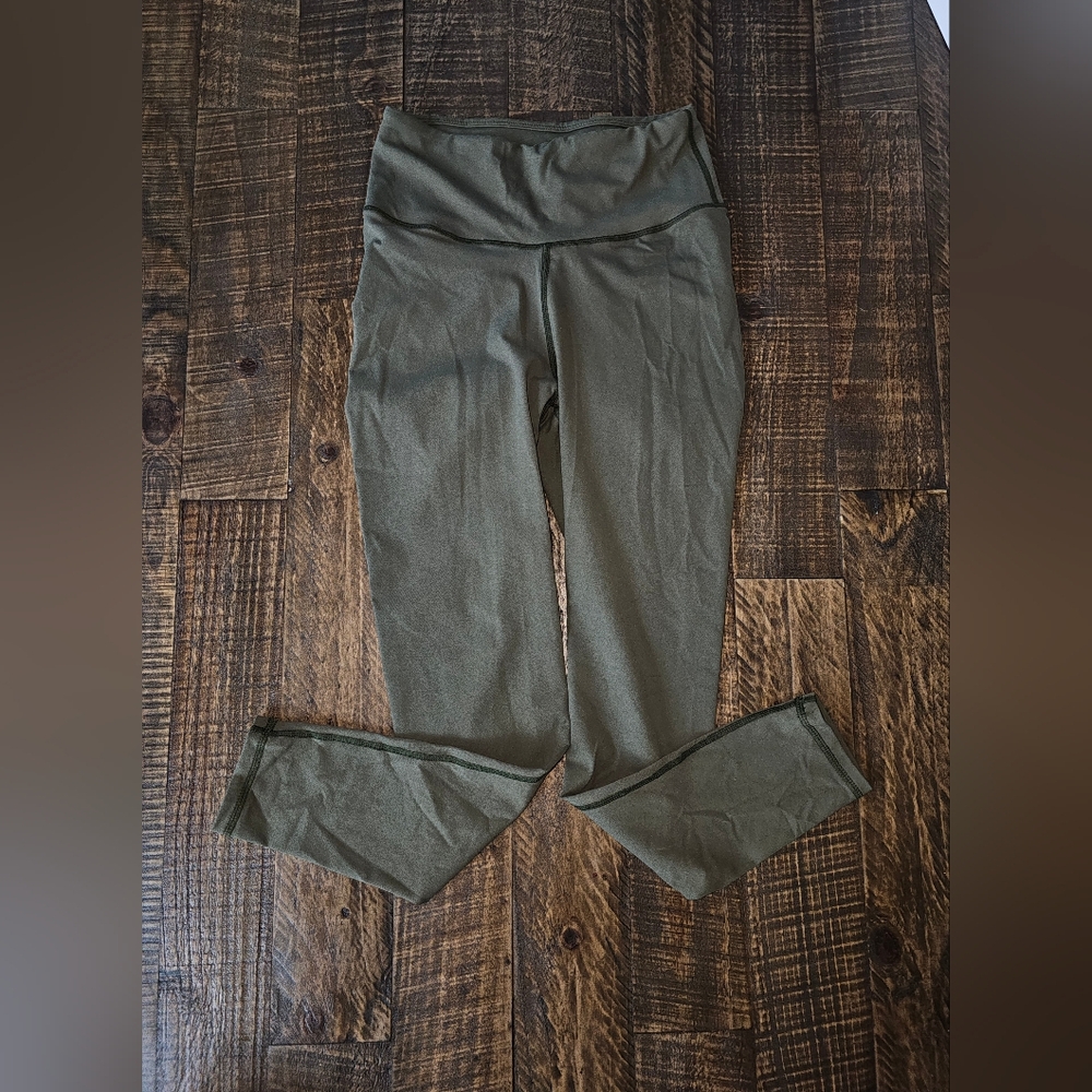 Olive Green Leggings Butt Scrunch - Picture 8 of 8